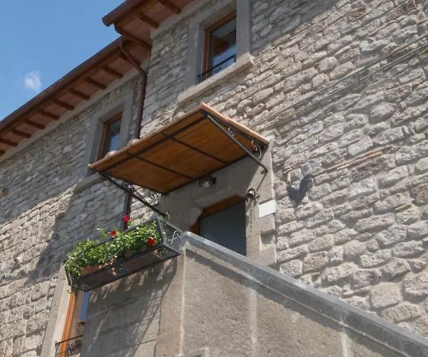 Nocleg ze śniadaniem Il Gallo Nero 3*